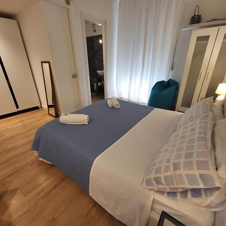 Living Cagliari Marina Panzió Kültér fotó