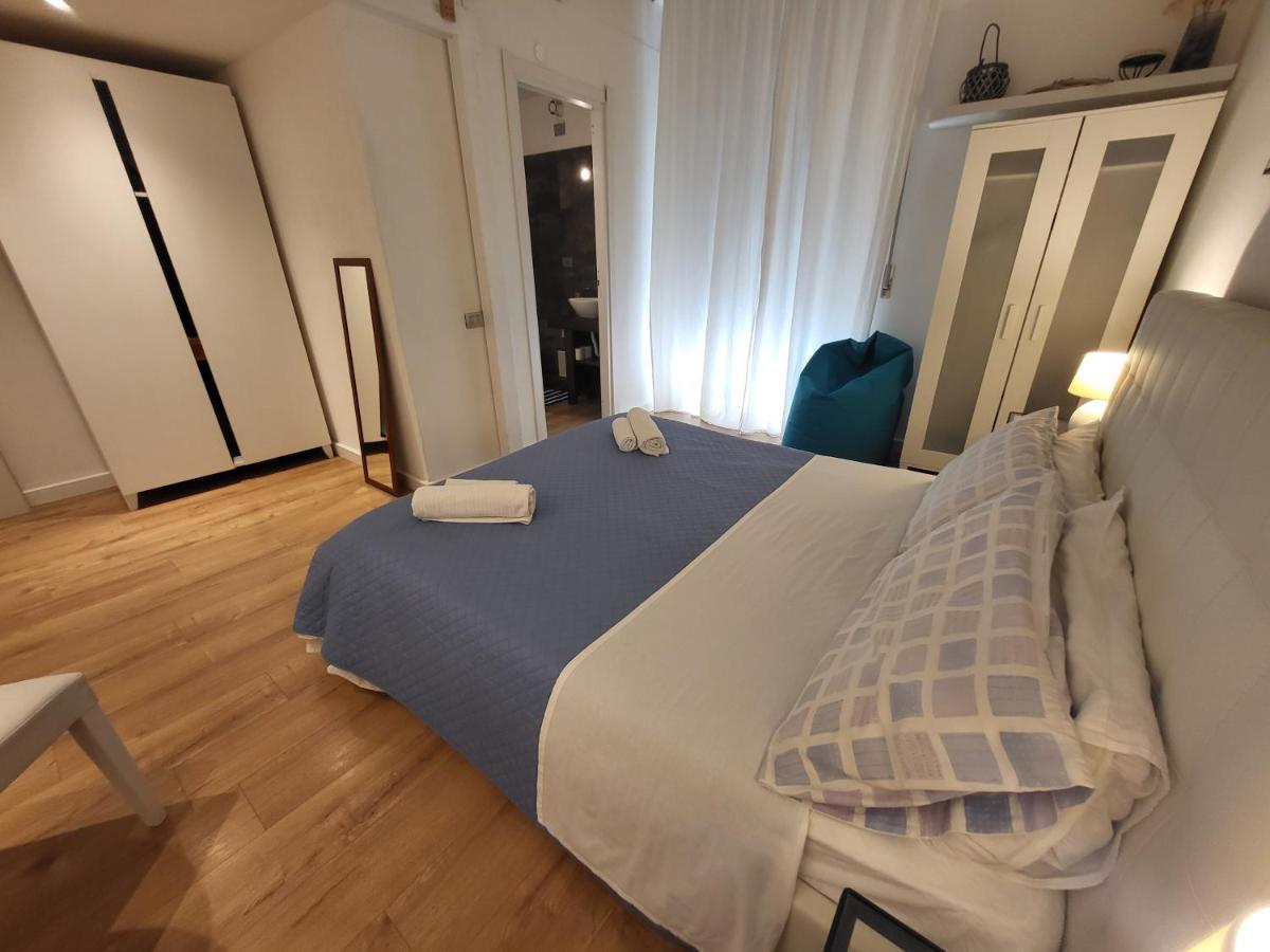 Living Cagliari Marina Panzió Kültér fotó